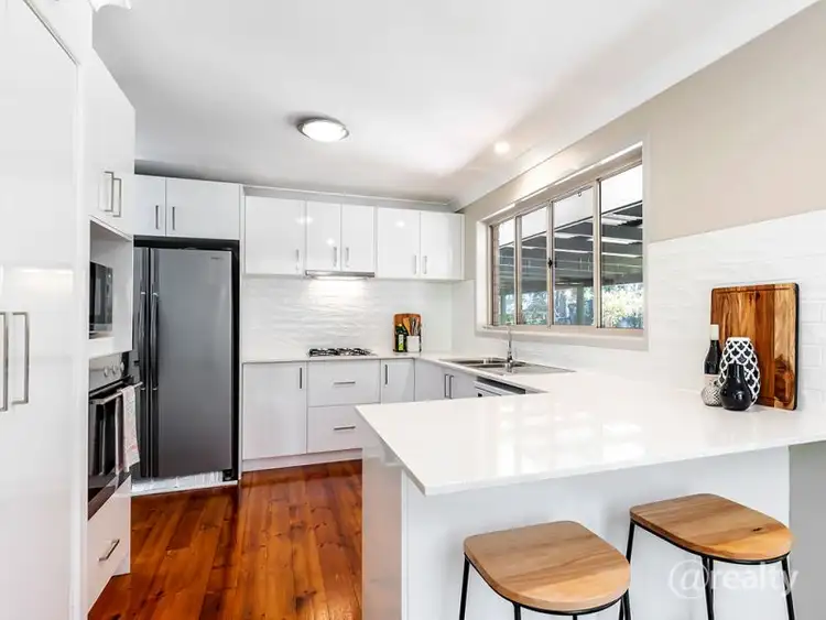 5 Spotted Gum Lane, Cashmere QLD 4500