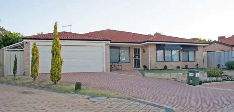 14 Auburn Close, Marangaroo WA 6064