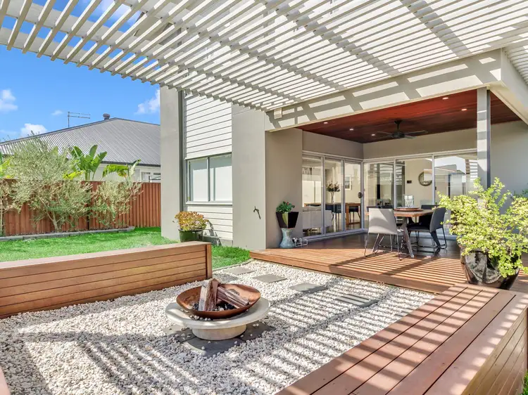 38 Spinnaker Boulevard, Newport QLD 4020