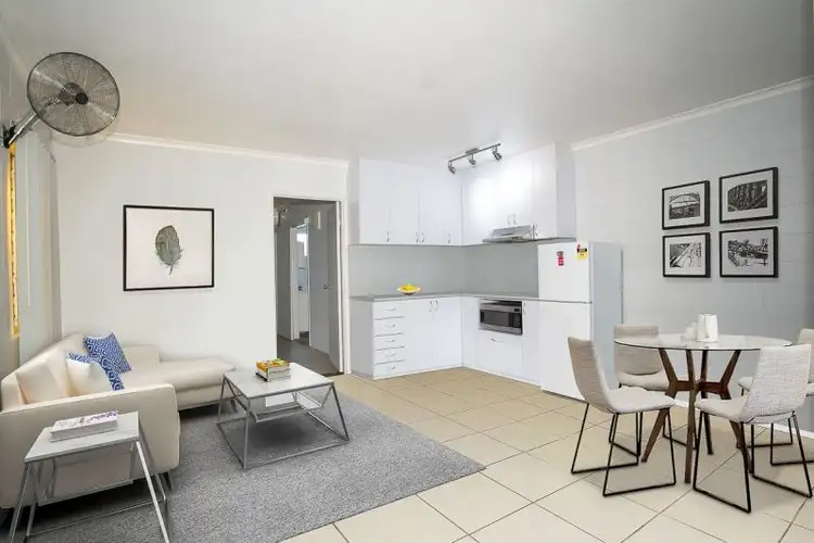 1/326 McLeod Street, Cairns North QLD 4870