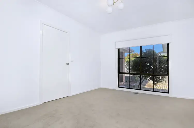 Fifth view of Homely villa listing, 2/22 Carrathool Street, Bulleen VIC 3105