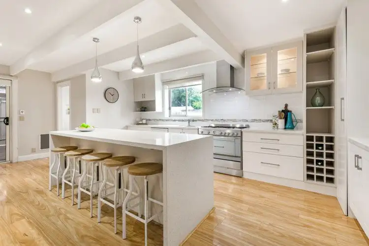 24 Mountfield Road, Kilsyth VIC 3137