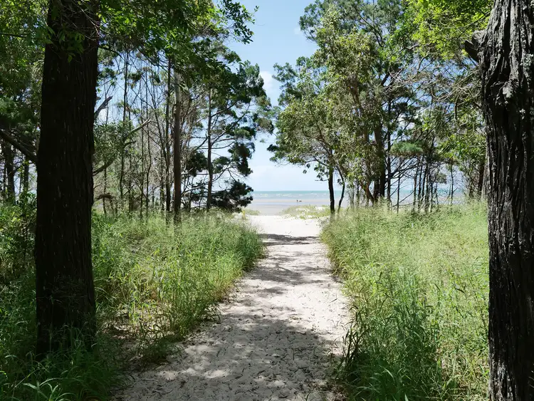 14 Desmond Drive, Toogoom QLD 4655