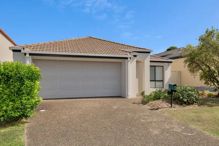 60 Tee Trees Boulevard, Arundel QLD 4214