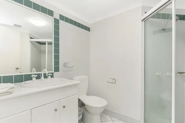 Sixth view of Homely unit listing, 3A/220 Marine Parade, Labrador QLD 4215