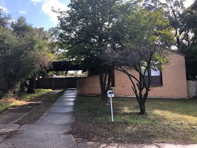 5 Warsaw Crescent, Hackham West SA 5163