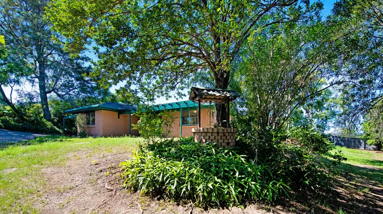 23 Aberdeen Court, Highland Park QLD 4211