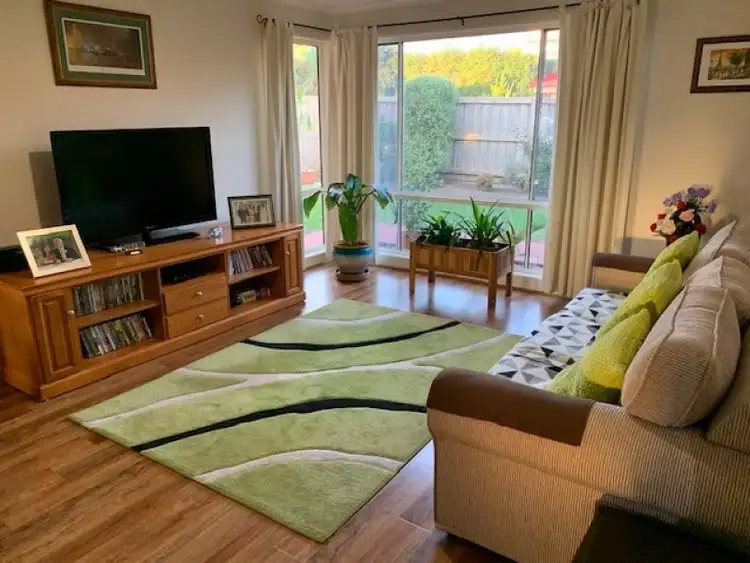 Seventh view of Homely house listing, 10 Aitken Court, Berwick VIC 3806