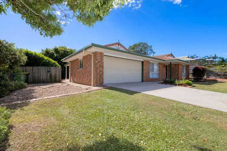 54 Carpenter Way, Sandstone Point QLD 4511
