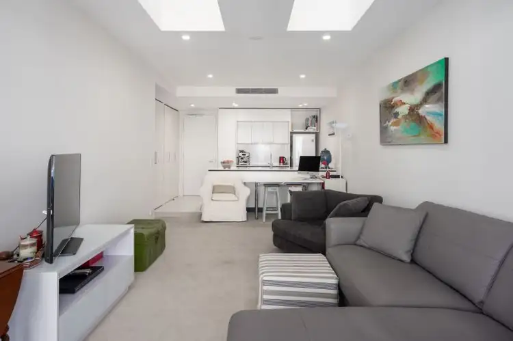 Sixth view of Homely unit listing, 910/10 Worth Place, Newcastle NSW 2300