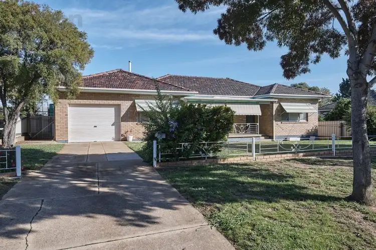 2 Girra Place, Tolland NSW 2650