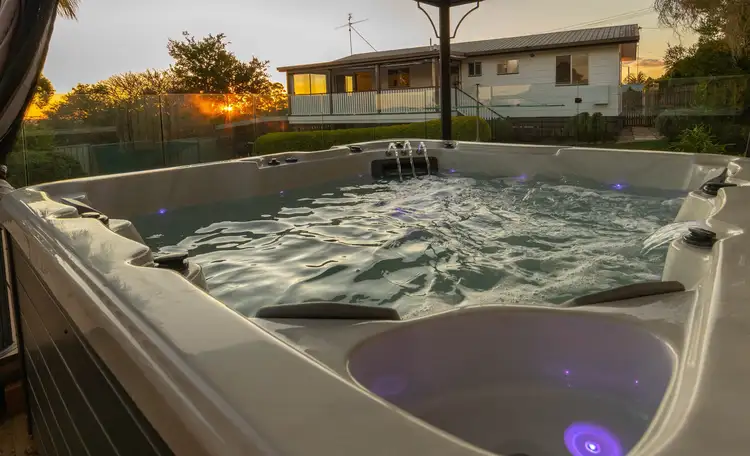 32 Poinciana Street, Newtown QLD 4350