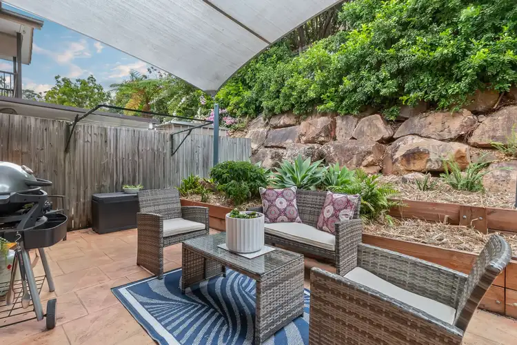 6/25 Hogan Place, Seventeen Mile Rocks QLD 4073