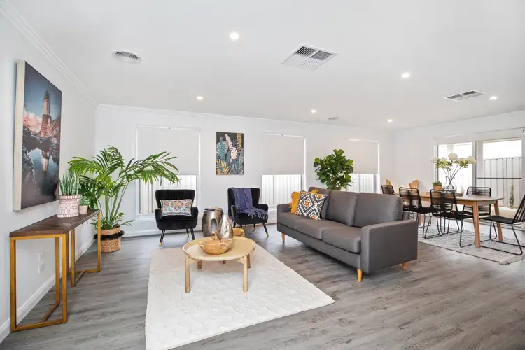 Fourth view of Homely unit listing, 2/1 Barralong Way, Gobbagombalin NSW 2650