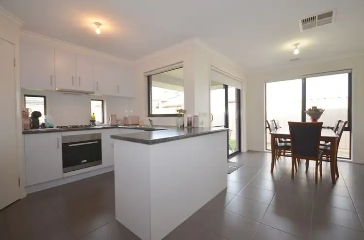 Fifth view of Homely townhouse listing, 19 Hickson Street, Horsham VIC 3400