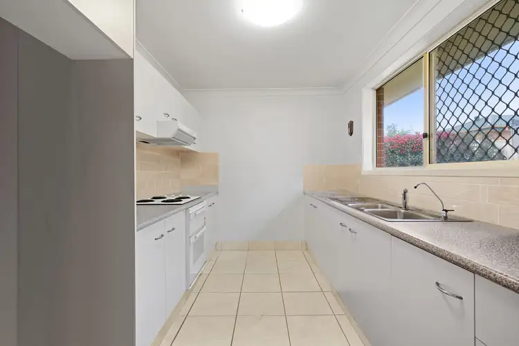 Fifth view of Homely villa listing, 1/15 Sandpiper Place, Green Point NSW 2251