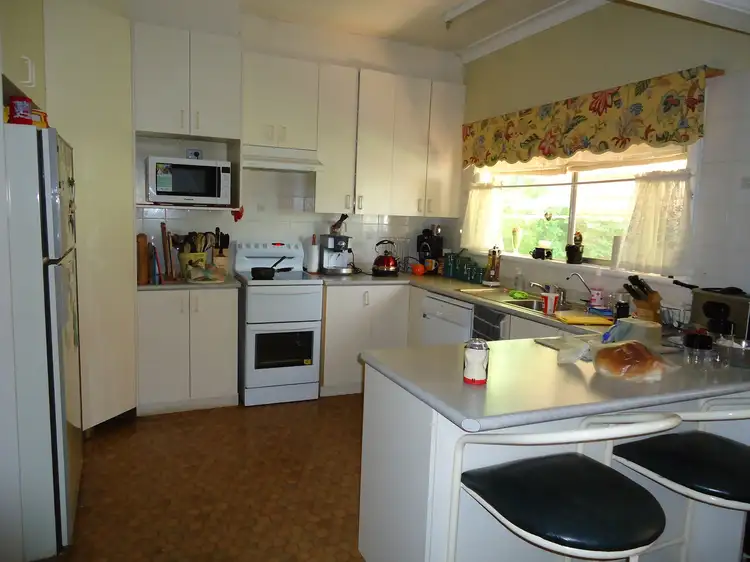 Fifth view of Homely house listing, 9 Condamine St, Ungarie NSW 2669
