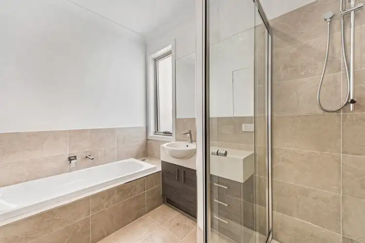 Fifth view of Homely unit listing, 2/8 Clendon Road, Ferntree Gully VIC 3156