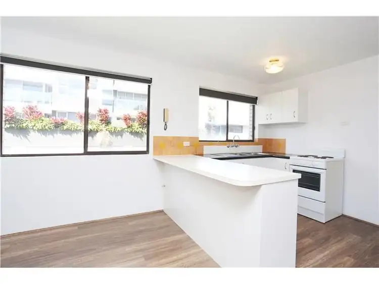 Sixth view of Homely unit listing, 5/16 Norman Street, Southport QLD 4215