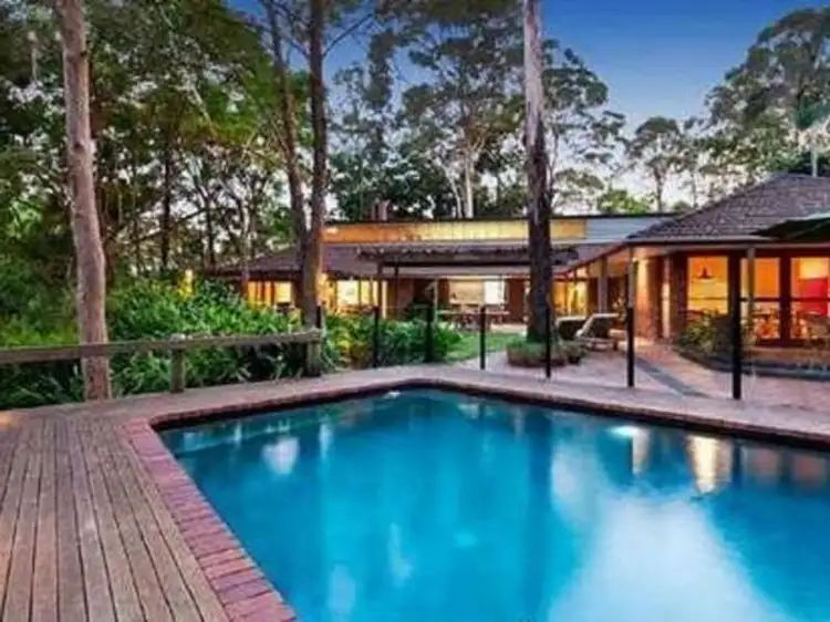 45 Elwood st, Kenmore Hills QLD 4069