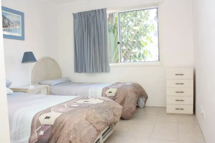 Sixth view of Homely apartment listing, 6/32 Second Avenue, Broadbeach QLD 4218