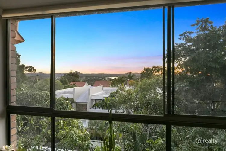 1/7 Attunga Heights, Noosa Heads QLD 4567