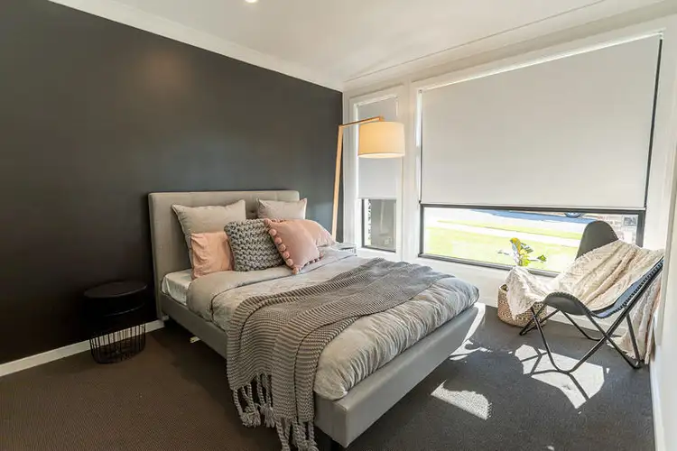 Seventh view of Homely house listing, 18 Farmgate Crescent, Calderwood NSW 2527