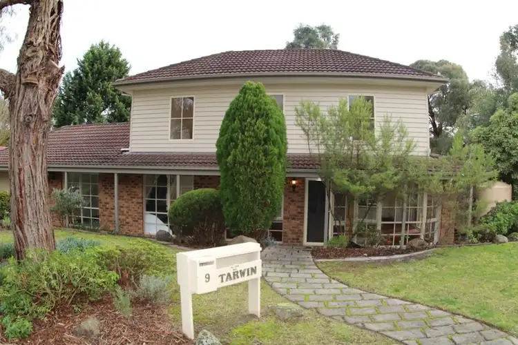 9 Tarwin Drive, Croydon Hills VIC 3136