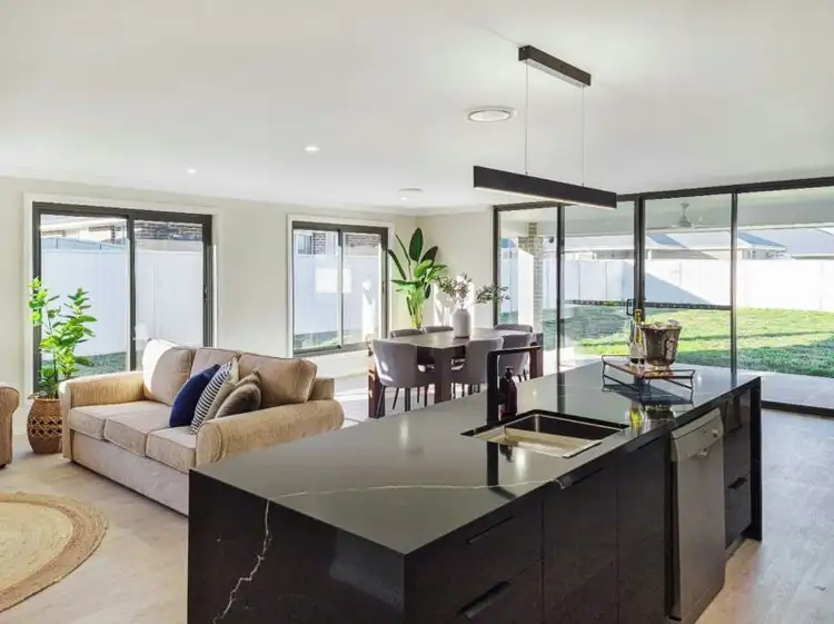 45 Lew Avenue, Eglinton NSW 2795