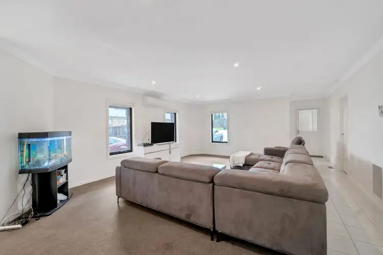 Third view of Homely unit listing, Unit 2/26 Lyndhurst Square, Drouin VIC 3818