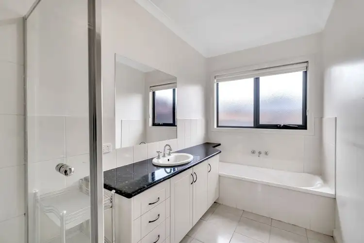 Sixth view of Homely unit listing, Unit 2/26 Lyndhurst Square, Drouin VIC 3818