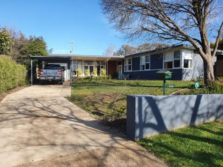 24 Amaroo Place, Yass NSW 2582