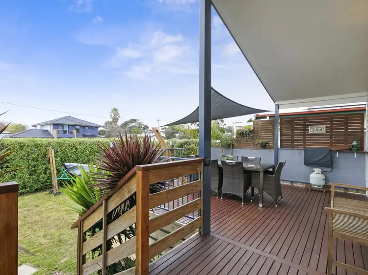 17 Oceanaires Avenue, Coronet Bay VIC 3984