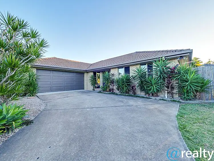 15 Parkview Close, Southside QLD 4570