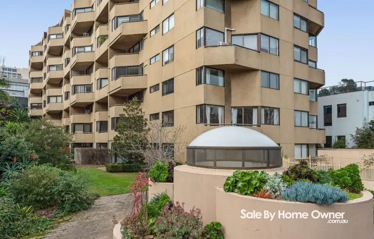 3/27 Queens Rd, Melbourne VIC 3004