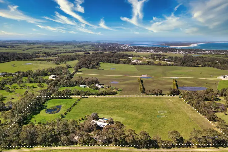 83 Bambrook Road, Inverloch VIC 3996