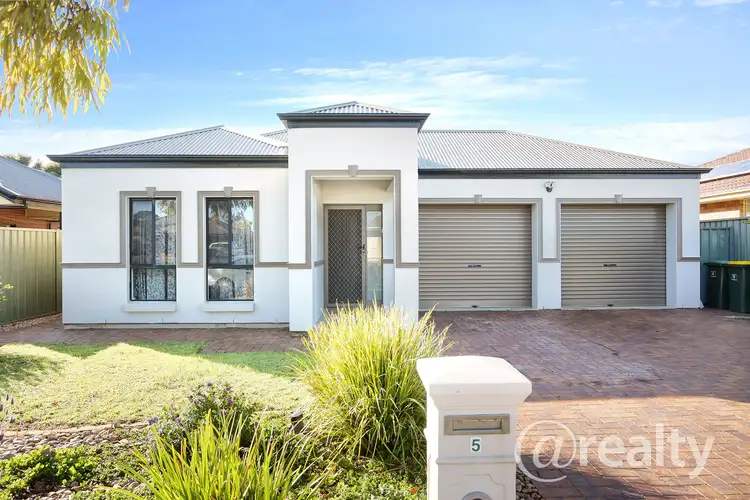 5 Emerald Boulevard