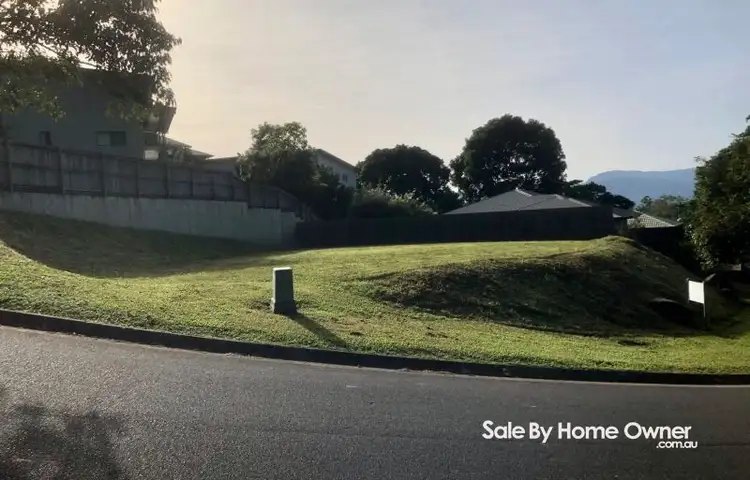 10 Bel Air Drive, Whitfield QLD 4870