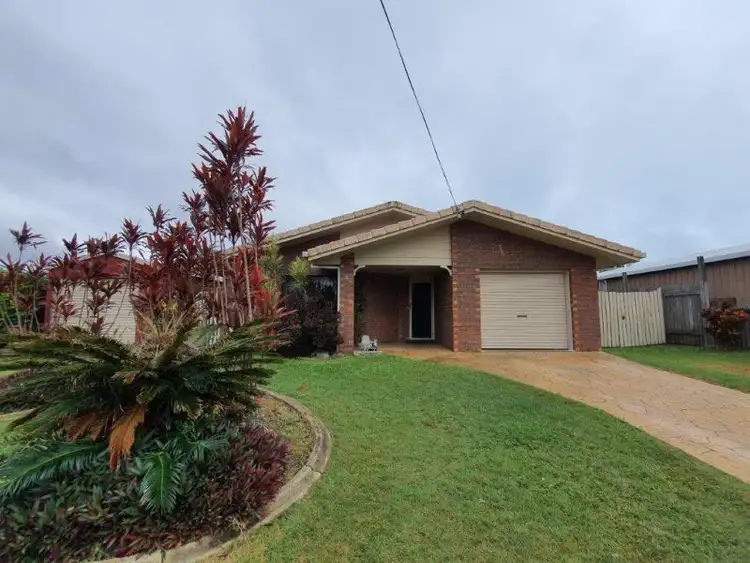 3 Sterling Court, Pialba QLD 4655