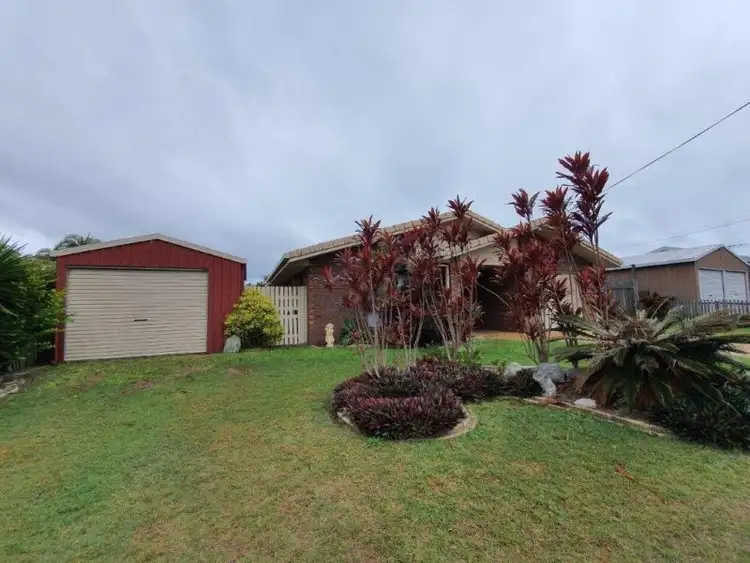 Second view of Homely house listing, 3 Sterling Court, Pialba QLD 4655