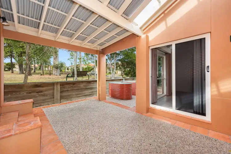Sixth view of Homely house listing, 1 Tipuana Close, Carindale QLD 4152