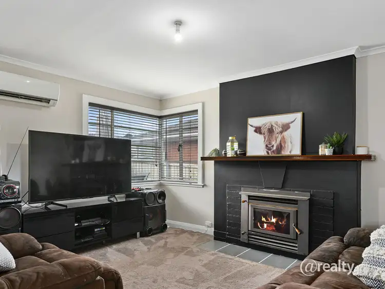 19 Renfrew Circle, Goodwood TAS 7010