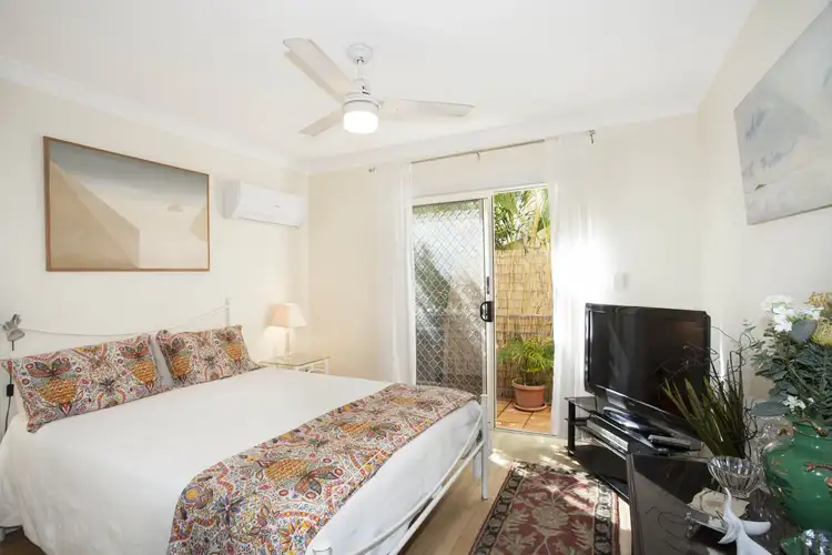 Fourth view of Homely unit listing, 4/31 Mawarra St, Chevron Island QLD 4217