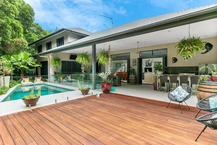 30 Litara Court, Palm Cove QLD 4879