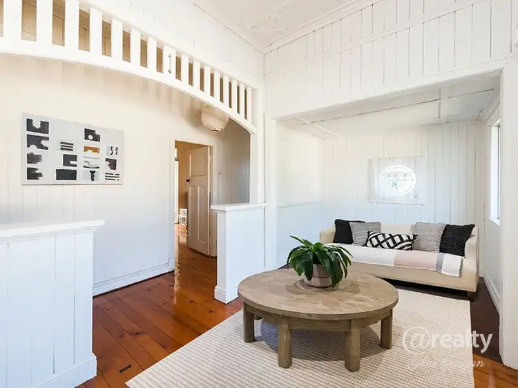 79 Whitehill Road, Eastern Heights QLD 4305