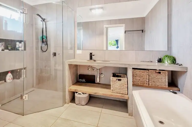 Fifth view of Homely house listing, 9 Opal Court, Carrara QLD 4211