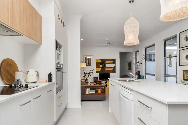Sixth view of Homely house listing, 2/95 Hutley Drive, Lennox Head NSW 2478