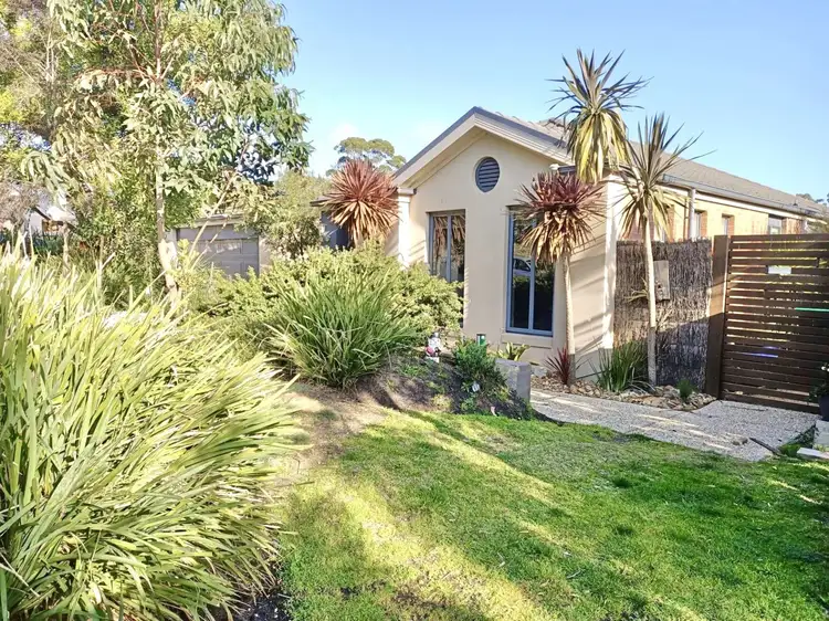 Second view of Homely house listing, 7 Parkedge Circuit, Rosebud VIC 3939