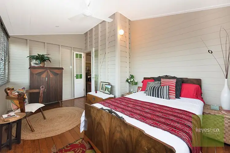 Fifth view of Homely house listing, 12 Echlin Street, West End QLD 4810