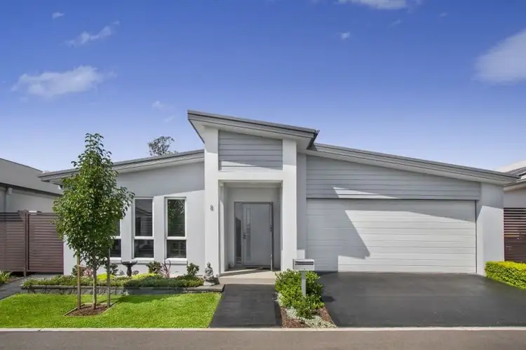 8 Icarus Way, Leppington NSW 2179